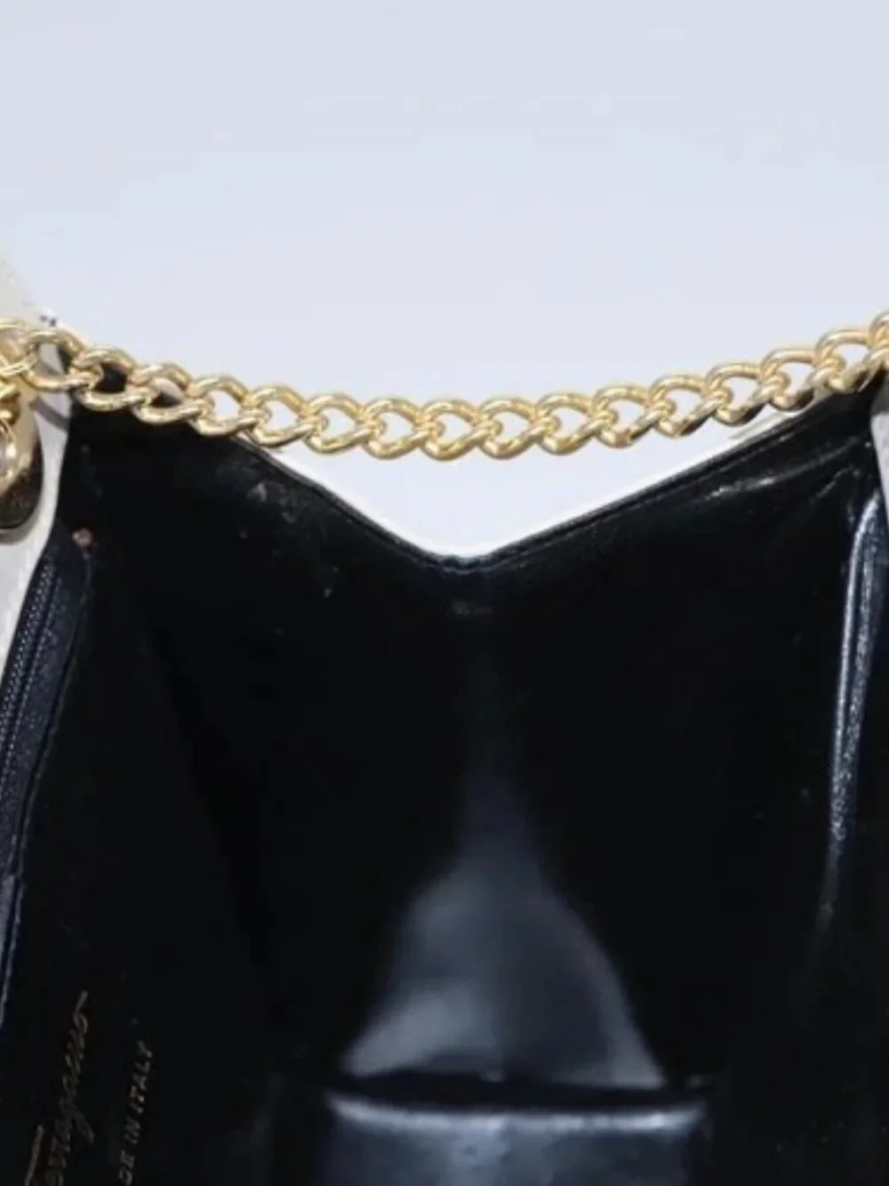 Salvatore Ferragamo Chain Shoulder Bag Leather Beige Gold Auth th5704
